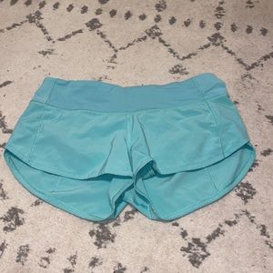LuluLemon Speed Up Low-Rise Shorts 2.5” Size 4